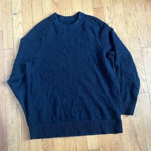 Lululemon men’s sweater small